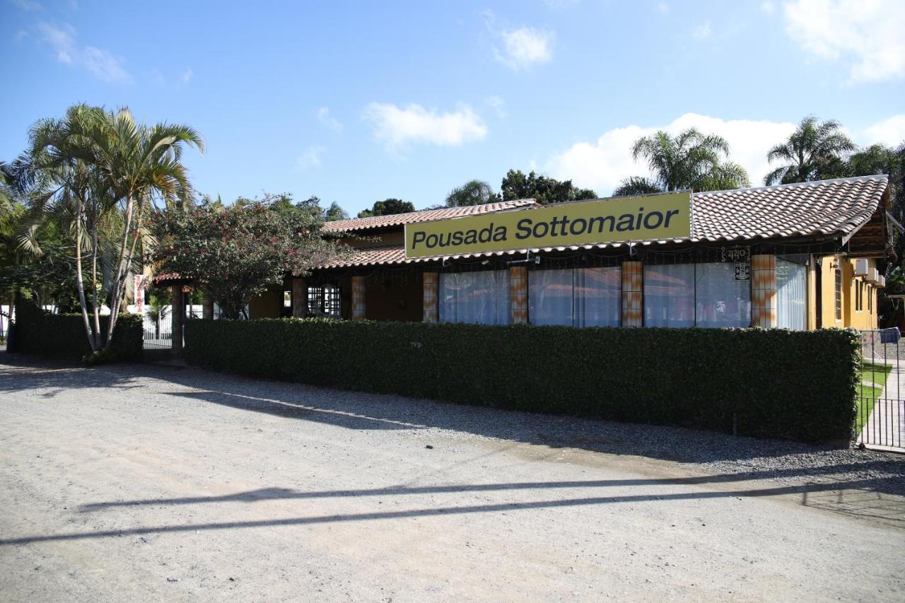 Sottomaior Pensión Penha (Santa Catarina)